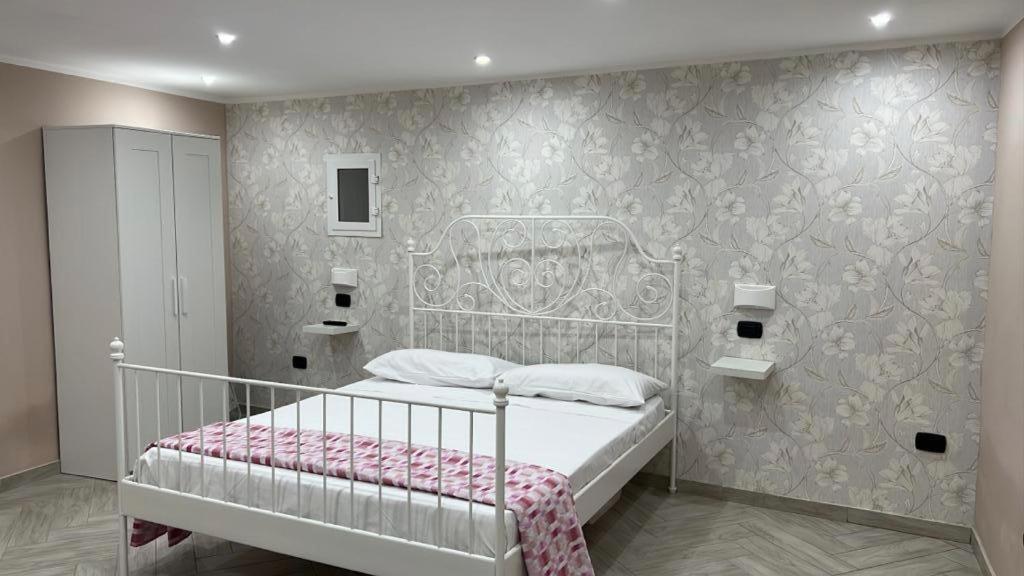Ferienwohnung La Dimora Di Vittoria Neapel Exterior foto