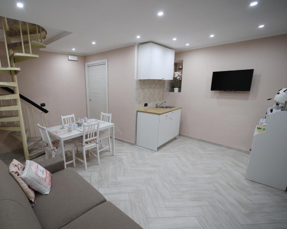 Ferienwohnung La Dimora Di Vittoria Neapel Exterior foto