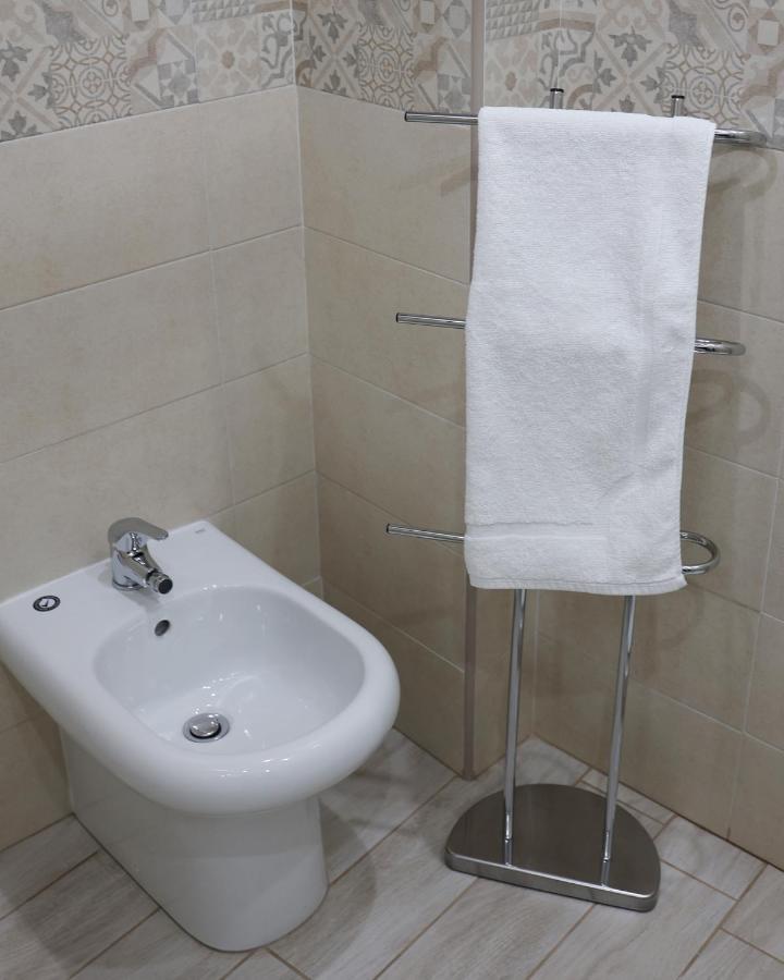 Ferienwohnung La Dimora Di Vittoria Neapel Exterior foto