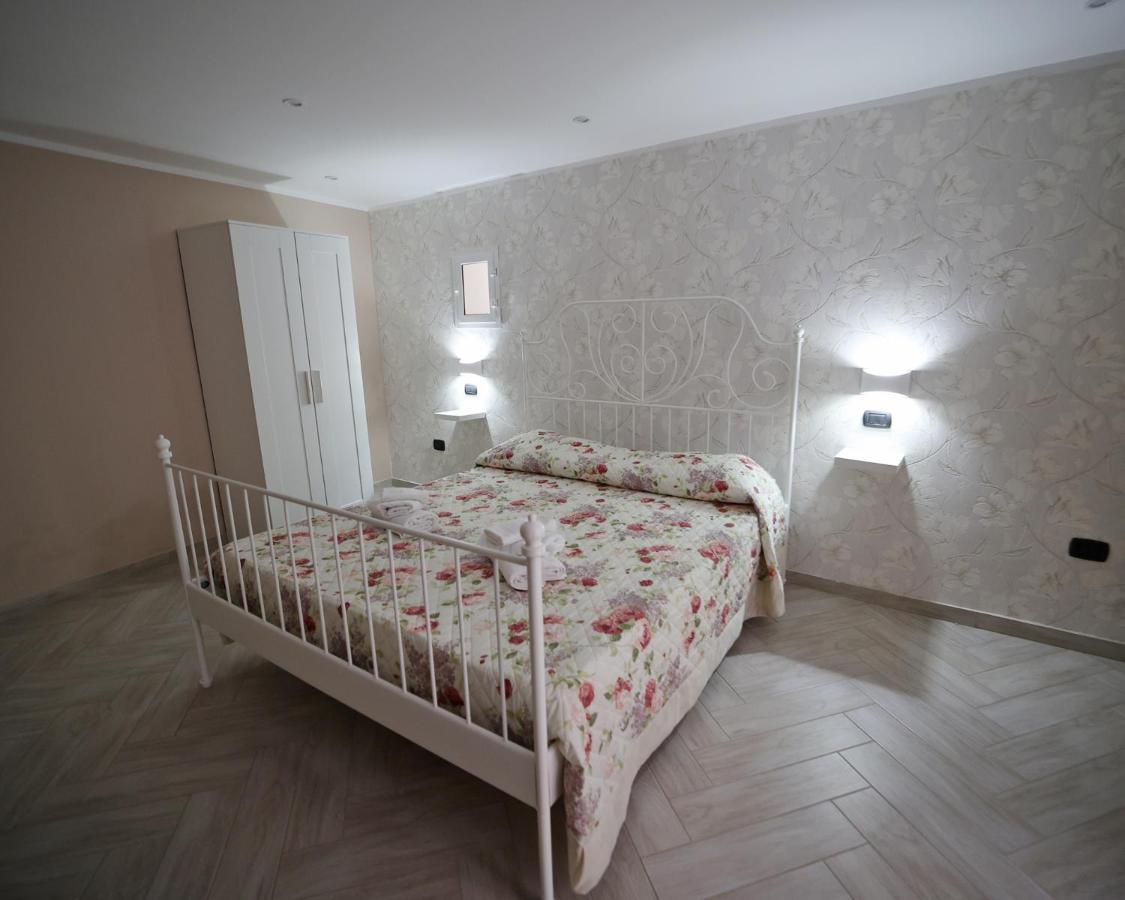 Ferienwohnung La Dimora Di Vittoria Neapel Exterior foto